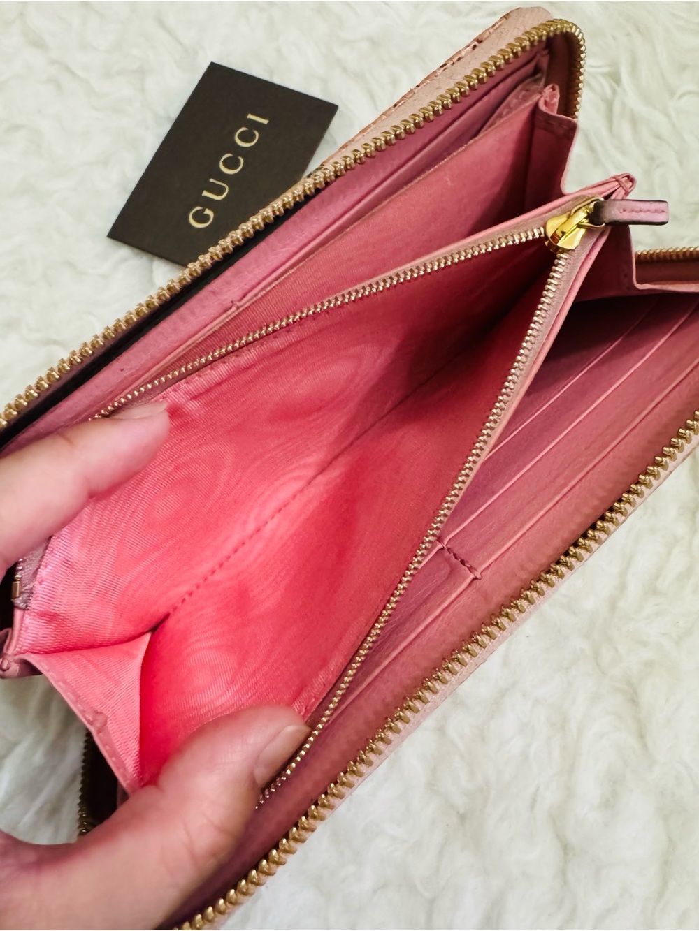 Gucci Pink Snakeskin Zip Wallet with Gold GG - Picture 8 of 13